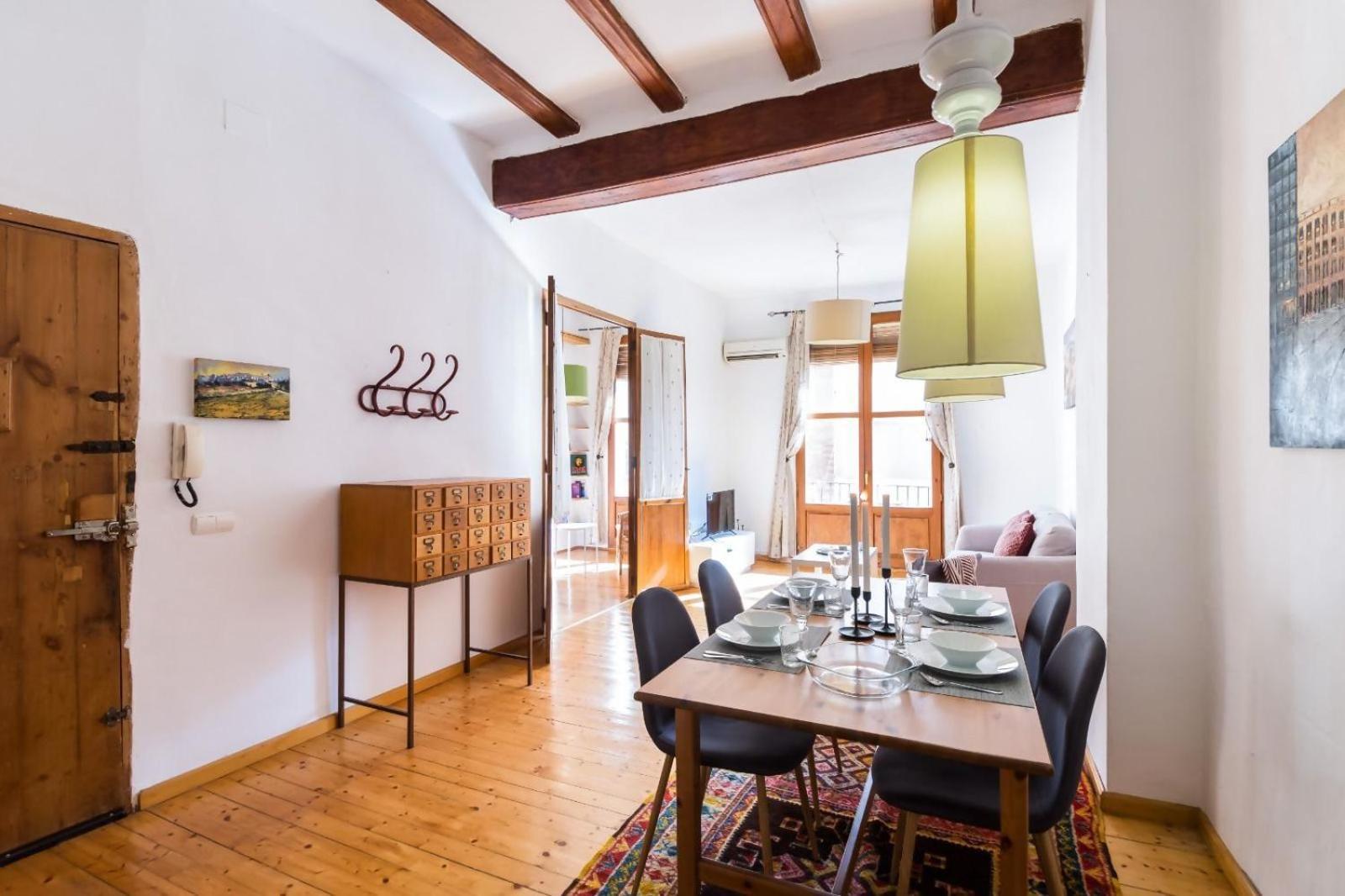 Old Town Plaza Negrito By Nomad Host Lejlighed Valencia Eksteriør billede